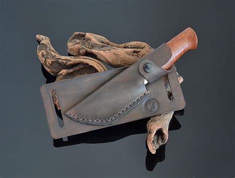 Horizontal Custom Genuine Leather Fixed Blade Knife Sheath For Cross