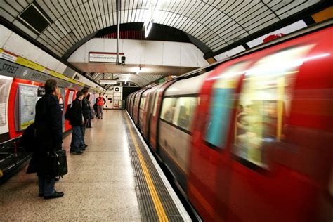How To Use The London Underground