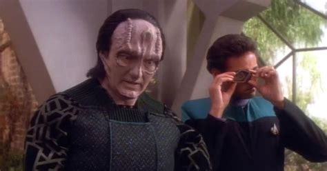 Star Trek Deep Space Nines Andrew Robinson To Narrate Garak Audiobook