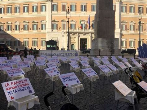 Parte del sistema politico è stato molto critico l'assegno unico familiare si definisce unico perché mira a raggruppare gli altri benefici già in. Assegno unico per il figlio: Lettera ai Parlamentari ...