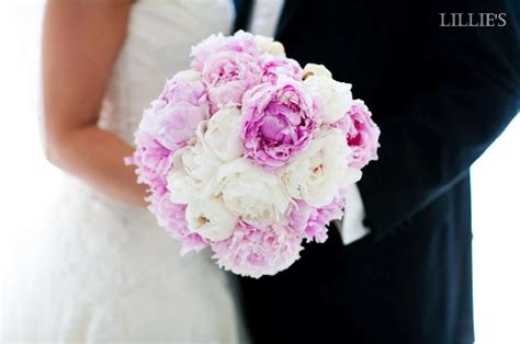 Check spelling or type a new query. LILLIE'S FLOWER JOURNAL: Beautiful Wedding Bouquets : Color