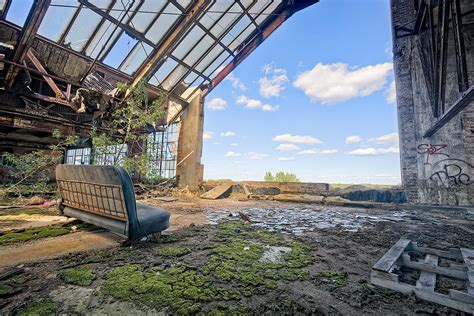 Stunningly Beautiful Abandoned Buildings In America Huffpost Life