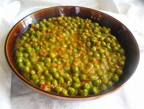 Roasted potatoes with north indian spices. Green Peas in a Tomato Coconut Gravy | Lisa's Kitchen ...
