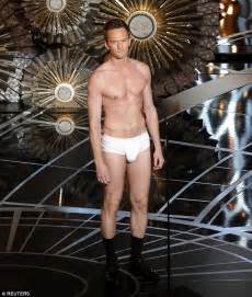 Oscars Host Neil Patrick Harris Says His Y Fronts Were Not Padded Daily Mail Online