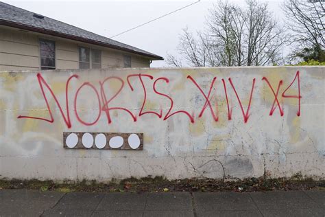 Seattle Gang Graffiti Norte Xiv X4 Beacon Hill Wa Dekeeta Flickr