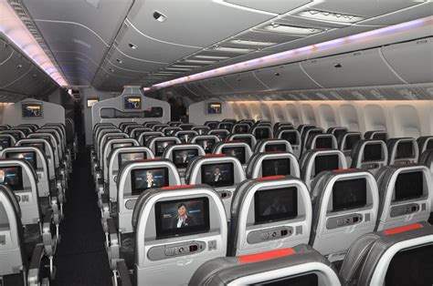 Book american airlines flights on cheapoair. American Airlines inför Main Cabin Extra (typ Economy ...