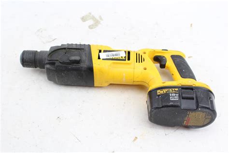 The hammer drills that come with sds drill bits come with around at least 18 volts. Dewalt DW999 Cordless Rotary Hammer Drill | Property Room