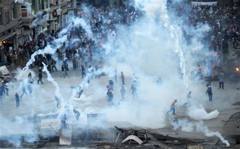 Turkish Protesters Dispersed With Teargas