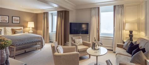 2 king size beds sold out. Junior Suite Grand Deluxe · Grand Hotel Kronenhof Pontresina