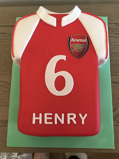 See more ideas about arsenal, cake, football cake. Arsenal football shirt cake | Shirt cake, Cake shirts ...