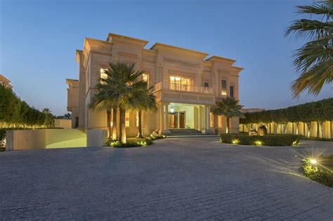 24700 Square Feet 50 Million Dubai Uae Mansions Mansions Homes