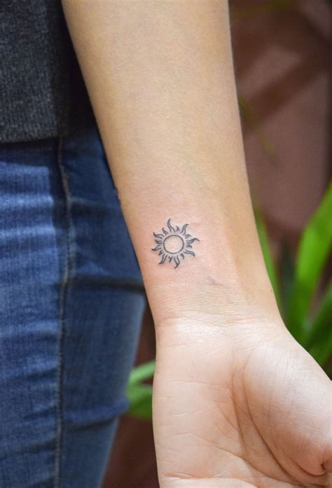 Sun Tattoo Small Small Sun Tattoos Discover The Most Beautiful Small