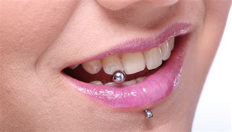 Consecuencias Del Piercing Oral Piercing En Cavidad Oral La Moda Que Arriesga La Salud