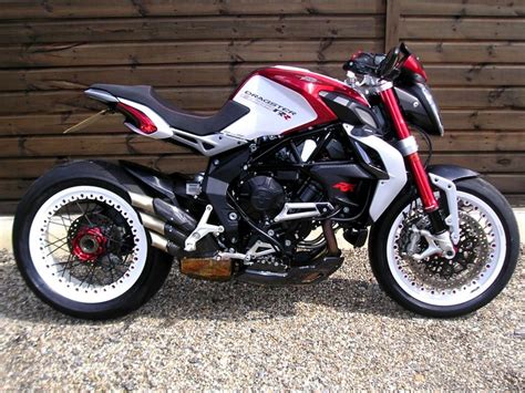 Complete details of brutale 800 dragster rr motorcycle. £ SOLD, MV Agusta Brutale Dragster 800 RR (3900 miles ...