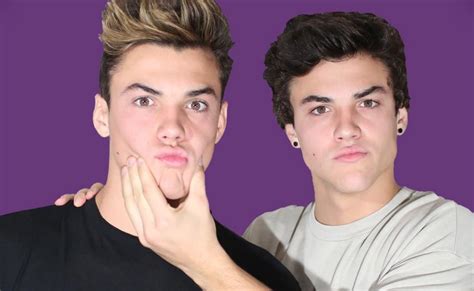 Fans Rush Stage At Dolan Twins 4ou Tour Resulting In 28 Injuries And