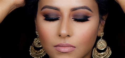 How To Do Smokey Eye Makeup On Indian Skin Saubhaya Makeup