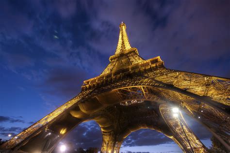 Man Made Eiffel Tower 4k Ultra Hd Wallpaper
