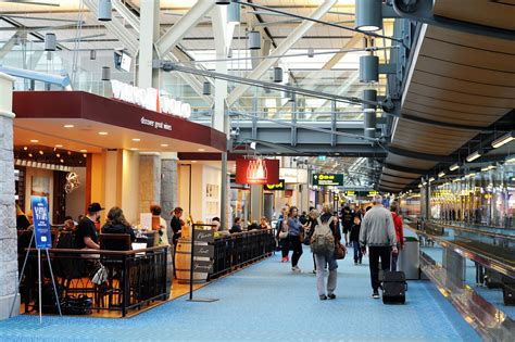 Atlanta's dynamic food & beverage operator. HereÍs What Food You Should Never Buy at an Airport ...