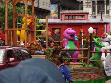 Macy S Thanksgiving Day Parade Barney Wiki