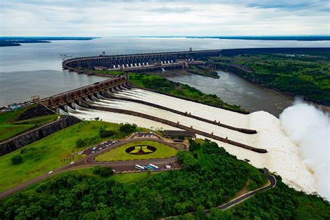 As Usinas Hidrelétricas Costumam Gerar Muitas Polêmicas Quando Construídas