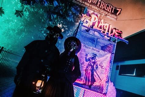 This festival of fear will see 8 haunted houses. Nights of Fright 7 at Sunway Lagoon Malaysia - photos and ...