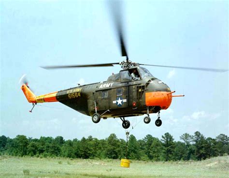 Sikorsky H 19 Chickasaw Helicopter Military Machine
