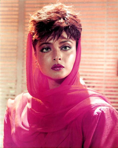 Pin By Anna Shvetsova On Rekha Bollywood Actress Young And Beautiful