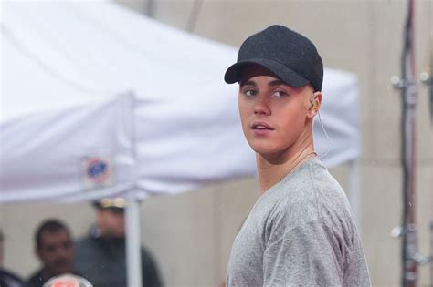 Justin Bieber S Attorneys Threaten To Sue Over Nude Photos UPI Com