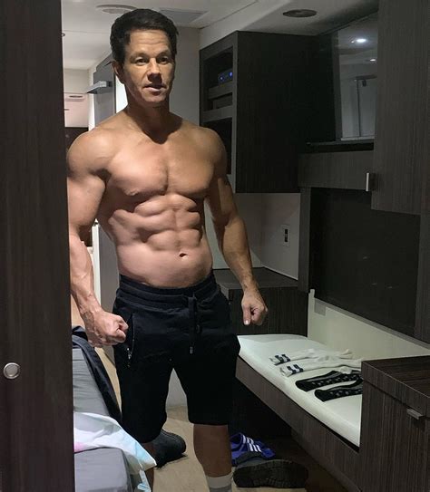 Mark Wahlberg Says Age Is Just A Number In Shirtless Ab Baring Photo Mark Wahlberg Mark