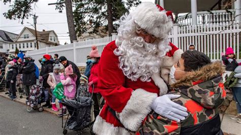 How Christmas Became An American Holiday Tradition Thehiu