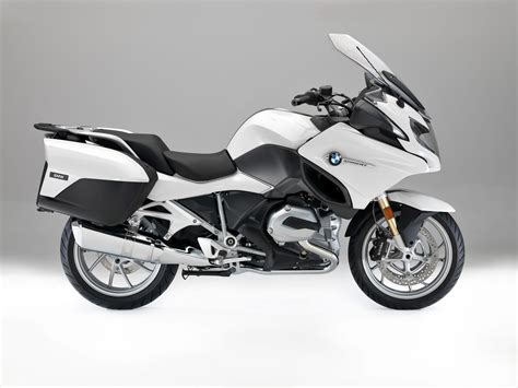 The bmw r1200rt is a touring or sport touring motorcycle that was introduced in 2005 by bmw motorrad to replace the r1150rt model. BMW R 1200 RT - Test, Gebrauchte, Bilder, technische Daten