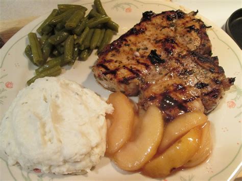 This easy dish with black pudding is perfect for any occasion or just to spice up your sunday lunch. Diab2Cook: Herbed Pork Chops w/ Mashed Potatoes, Green ...