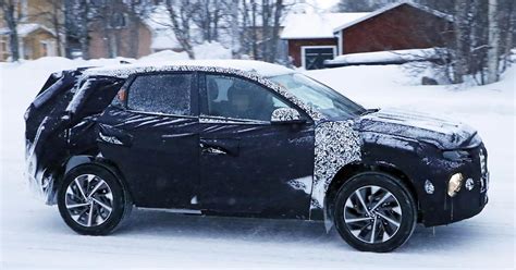 Outside, tucson is designed to impress while inside, you'll discover a level of roominess, comfort and versatility that. Hyundai Tucson M.Y. 2021: novità per gli interni ...