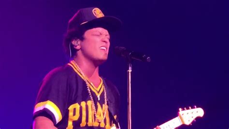 Bruno Mars Live In Manila Calling All My Lovelies Youtube