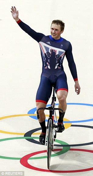 Team Gb Win Gold In The Team Sprint Cycling Final At Rio Olympics