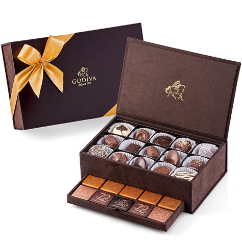 This grand assortment liqueur gift box contains 64 pcs of gourmet liquor filled chocolates, each. Godiva Royal Gift Box Standard - Delivery in Netherlands ...
