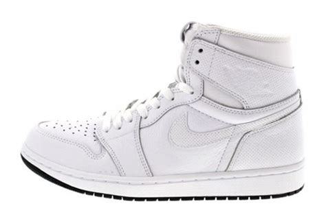 Air Jordan 1 Og White Black 555088 100 Release Date Sneakerfiles