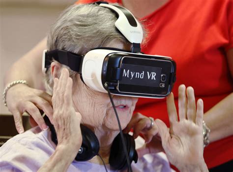 Assisted Living Tries Virtual Reality To Help Seniors With Dementia