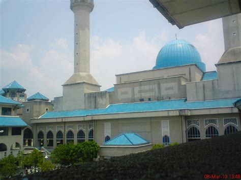 Berita baik kepada anda yang ingin melanjutkan pengajian ke uiam, anda bolehlah mula membuat permohonan yang dibuka mulai hari ini. Universiti Islam Antarabangsa Malaysia Gombak TJ