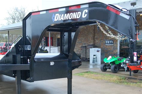 diamond  fmax   gooseneck heavy duty utility trailer  hydraulic dovetail
