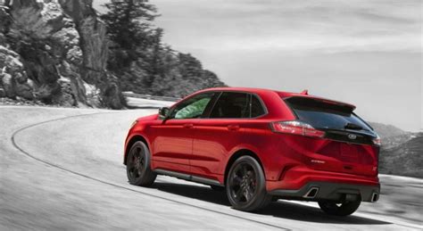 With a press of a button, the throttle response time decreases and the suv jolts to 100km/h faster. 2020 Ford Edge ST - The Fastest non-premium SUV - Ford Tips