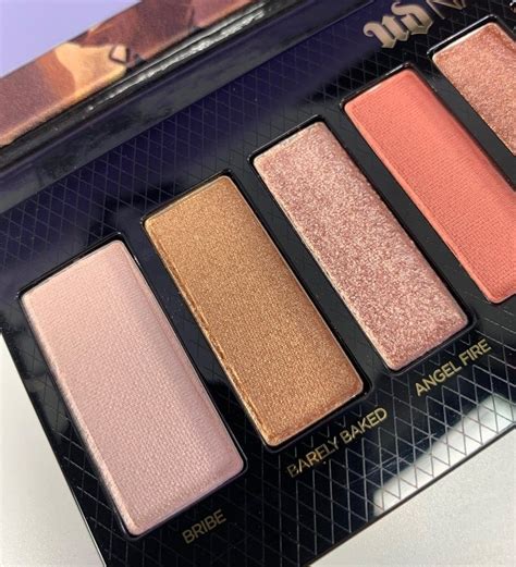 Urban Decay Naked Reloaded Palette Foto Swatches Nuvole Di