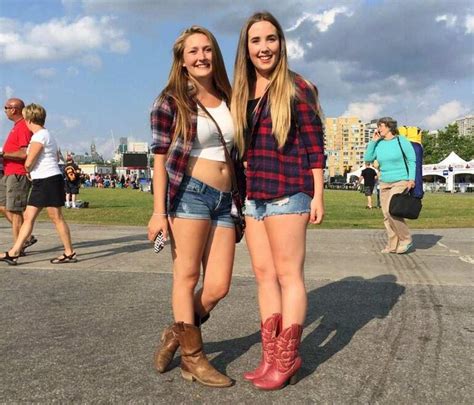 Fashionable Country Concert Outfits Idea For Women In 2019