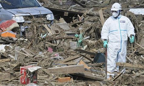 Powerful 62 Magnitude Earthquake Strikes Off Japan Coast Daily Mail