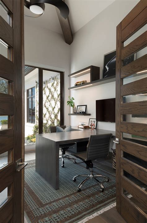 Modern Home Office Design Looks Elegant Modern Home Office Design Looks Elegant