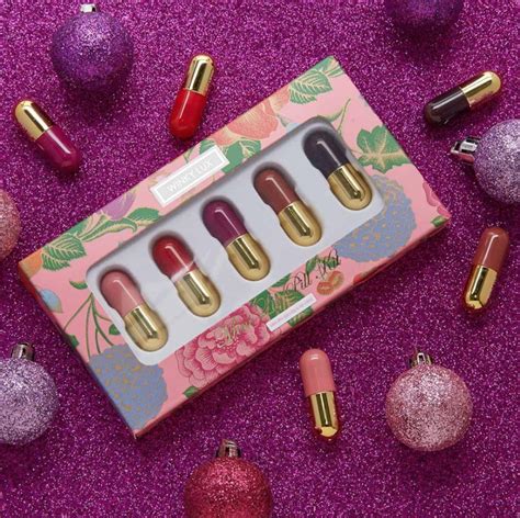 Mini Lipstick Kit In 2020 Beauty Products You Need Lipstick Kit