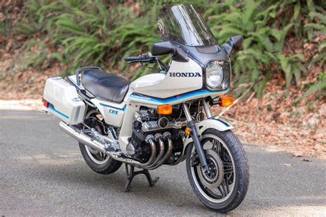 La Honda Cbx 1000 Era Una Superbike De 6 Cilindros De Los Años 80