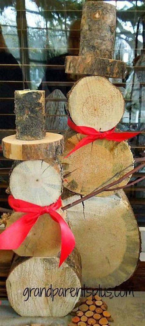 28 Ideas To Decorate Your Home With Recycled Wood This Christmas