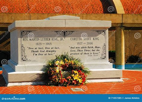 Graves of Martin and Corretta King Editorial Image - Image of holiday