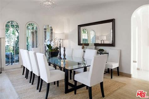 Really stunning dining table with bench design ideas. 90 Stunning Dining Rooms With Chandeliers (PICTURES)